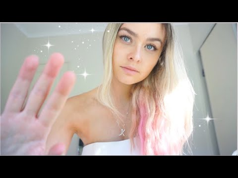 ASMR | Tapping/Scratching Around The Camera📷