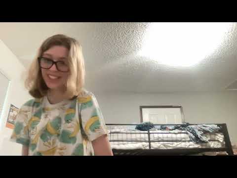 Pt.1 room tour (can't stop talking)
