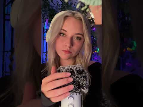Do you like slow ASMR? I don’t have the attention span for it most of the time lol #asmr #slowasmr
