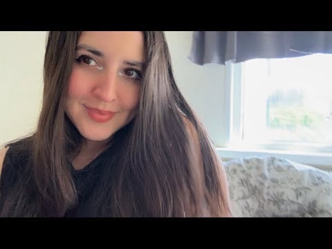 ASMR 🥰 TU NOVIA TE CONSIENTE PARA DORMIR