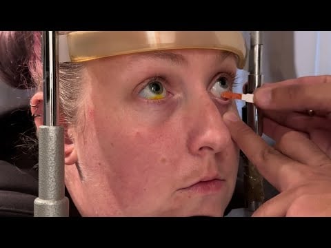 ASMR: Get close up with Optometrist for Eye Checks