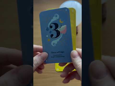 Quick Three Card Tarot Reading #asmr #tarot #timelessreading