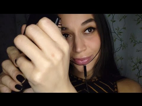 ASMR Roleplay amiga penteando seu cabelo e te dando conselhos com soft spoken