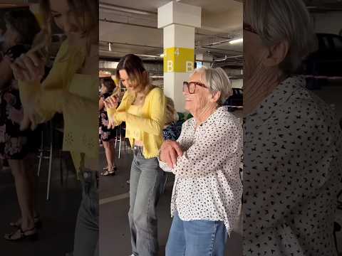 Więcej na naszym kanale z babciami @GrandparentsofLeclercq #babcia #śmieszne #summeronshorts