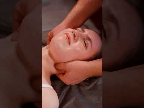 Deep painful stretching and chiropractic adjustment for Alina #stretching