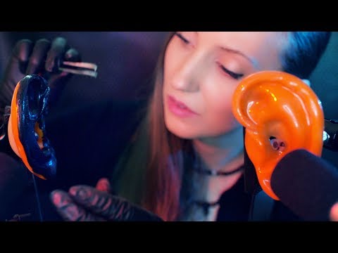 ASMR Peeling Latex Paint From Ears With Tweezers (no talking)