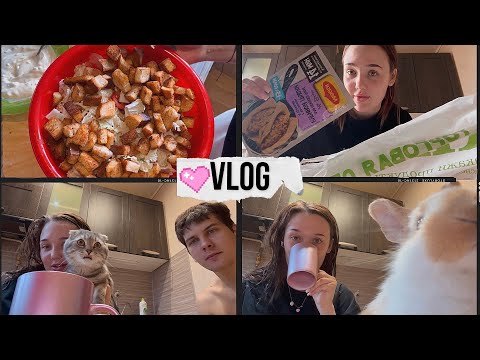 VLOG🎬// готовим салат цезарь с парнем 🥬 показываем наших питомцев🐰💗