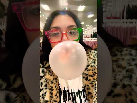 BUBBLE GUM ASMR | blowing bubble gum sounds #asmr #bubblegum
