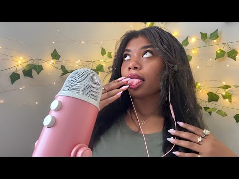 ASMR super fast and aggressive spit painting w/ random clicky mouth sounds👄💖