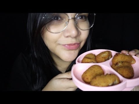 ASMR comiendo croquetas de jamón ibérico 