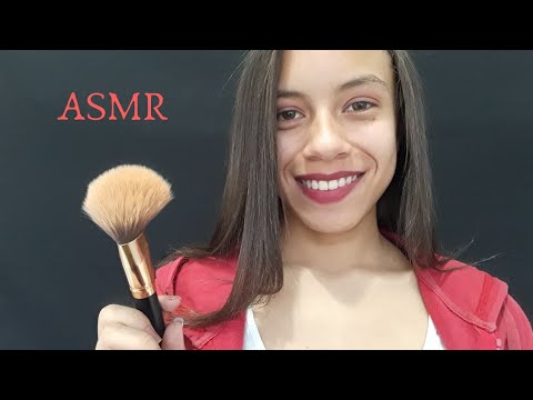 (ASMR PORTUGUÊS) Roleplay Irmã mais Velha te Maquiando