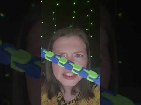 this fidget toy has the most satisfying snap ✨ (asmr)
