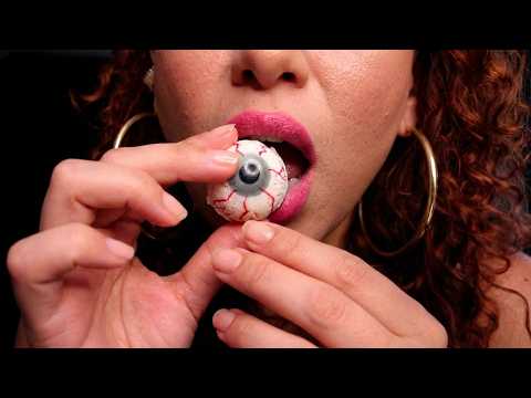 ASMR COMENDO OLHOS DE OGRO (Sons Bem Crocantes / Mukbang)