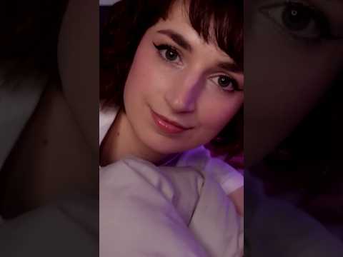 Let’s have a cozy lazy night 💤 #ASMR #handmovements