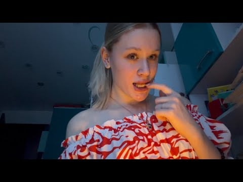 быстрый асмр прочитаю тебе гороскоп на год//fast ASMR reading of your horoscope for the year