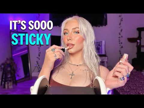 Your Crush Does her Lipgloss to Make You Fall in LOVE! (Wet Lipgloss Application)