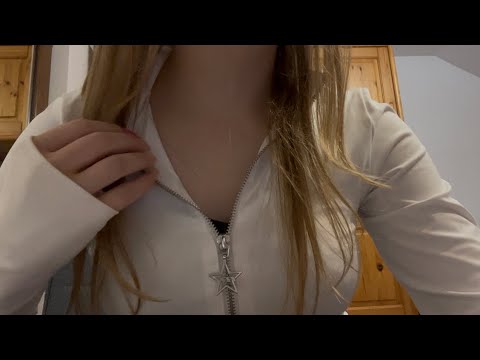ASMR scratching / tapping 