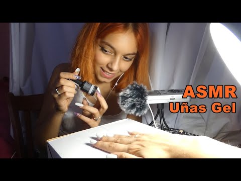 ASMR | LE HAGO LAS UÑAS GEL A MI HERMANA! - SONIDOS RELAJANTES | SOFIWI