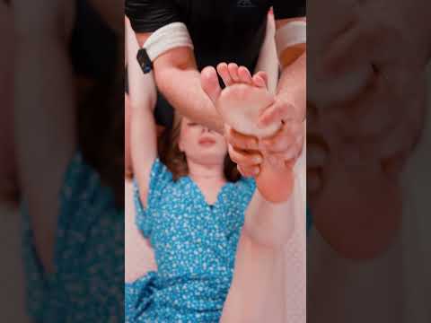 Stretch. Crack. Healing.—Natasha’s session seals effortless flow #chiropractic