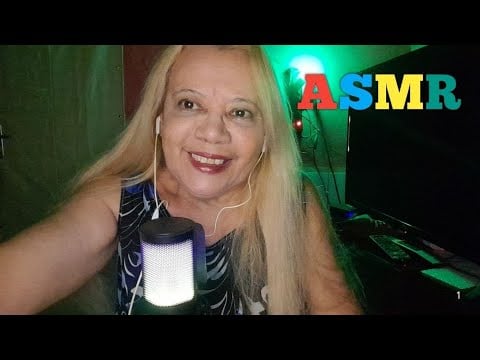 ASMR PIncel na tela com sons de boca. 😴😴💤