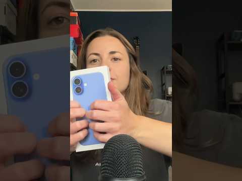 asmr sounds 🤝🏼 apple products #tingles #tapping #triggersforsleep #fallasleepfast #asmr #iphone16