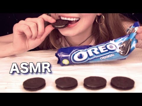💙 ASMR Eating Ice Frozen Oreo 🍪