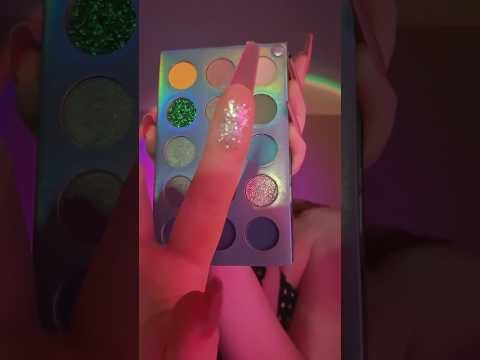 #asmr pick an eyeshadow color
