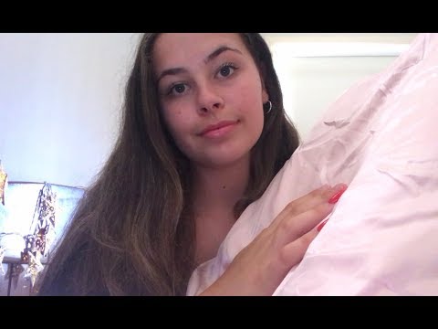 ASMR- Can’t Sleep? (Trigger Words & Hand Movements)