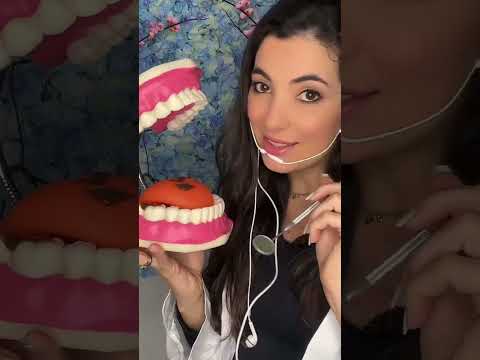 Asmr - paciente com dor de dente e mau hálito #shorts