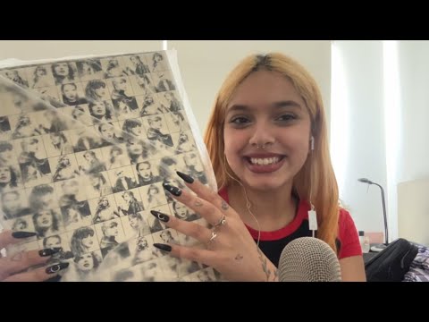 ASMR TAPPING UÑAS LARGAS MERCH TAYLOR SWIFT| SOFIWI