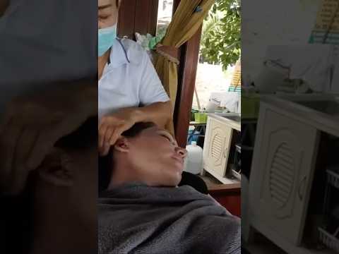 Potente masaje en una playa de Tailandia 🇹🇭 #massage #relax #relaxing #travel #short #gladysseara