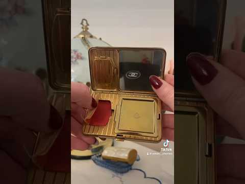 Vintage 1930’s compact ASMR #asmr #asmrsounds #vintage #vintagemakeup #explore