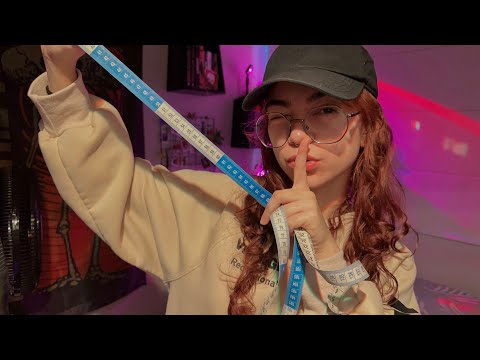 ASMR | Pegando suas medidas mas você fala demais