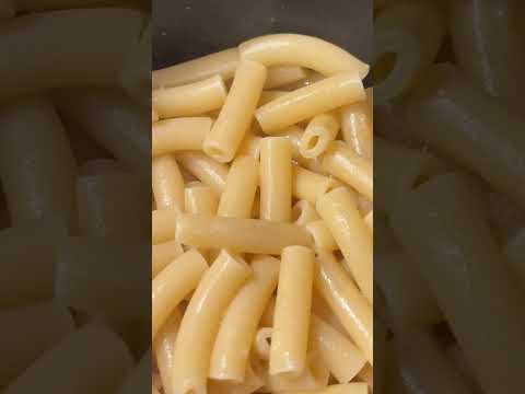 Simple Veggie Gravy w/ seasoning over pasta #asmr #satisfying #cooking #pasta  #cookingsounds