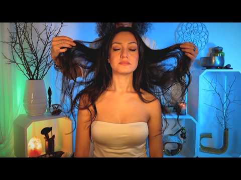 ASMR DELICATO Pulizia Energetica e Massaggio Rilassante per Collo e Spalle su una Persona Reale