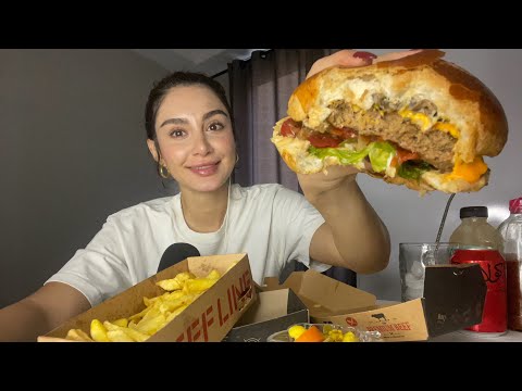 Mukbang ASMR, eating burger 🍟🍔موکبانگ برگر خوری