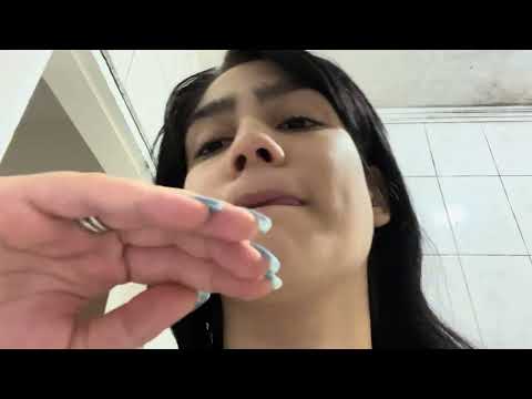 Asmr lavando seu cabelo e fazendo penteado sons reais, toques na tela, sons de água