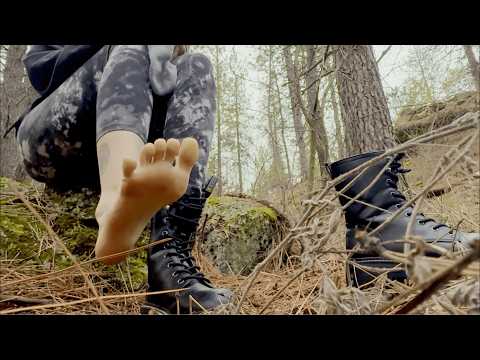 Relaxing Hiking ASMR | Boot Steps, Forest Ambience & Ground Sounds