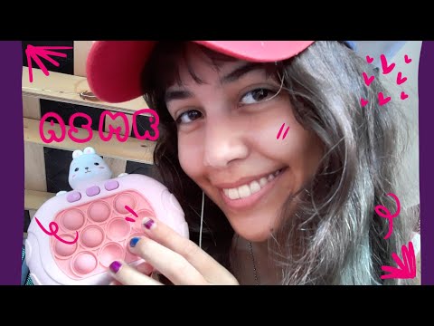 ASMR - sons de brinquedo!! *tapping*