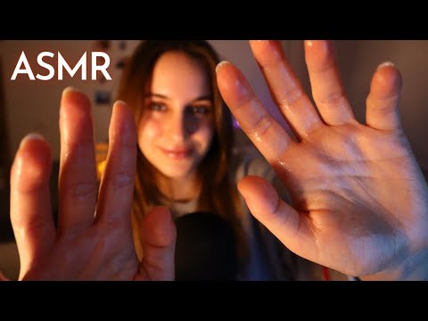 (ASMR) SONIDOS DE MANOS (con espuma, crema, aceite...) para DORMIR | Montaña ASMR 🌙