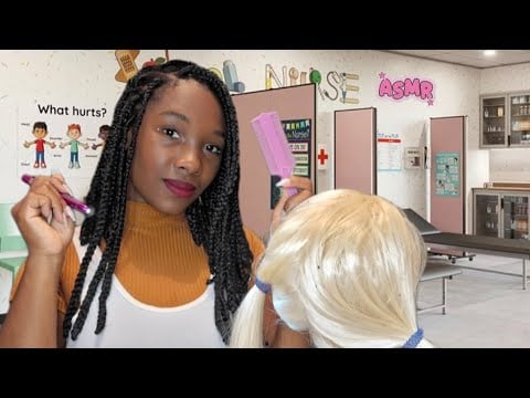 ASMR ROLEPLAY - ENFERMEIRA ESCOLAR TIRA PIOLHO DO SEU CABELO ( voz suave som de estalos no piolho) 🫠