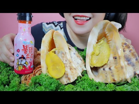 ASMR HORNED HELMET SNAIL KIMCHI SAMYANG NUCLEAR CARBO SPICY SAUCE EATING SOUNDS | LINH-ASMR