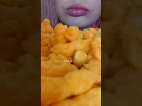 Crunchy ASMR mukbang 💥👅 #eatingsounds #crunchyasmr #mukbang