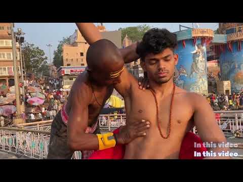 Desi Street Massage for Bodybuilder 💪 | India’s Old School Barber Skills | Chamunda Brother 