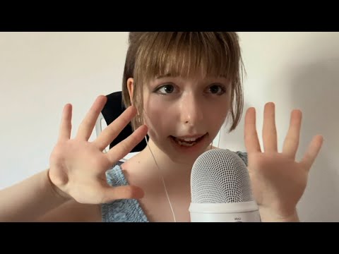 ASMR blah blah about my birthday and some hands sounds👐🏻🎊