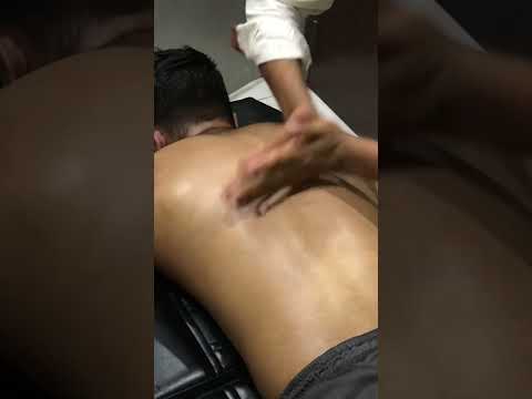 #pakistanibestmassage #painrelief #pakistanistyle #lowerbackpain #sleepaid #stronghands #barber