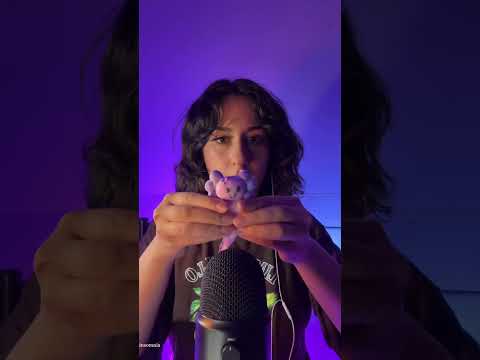 ASMR sleep sounds 😴☔️ #asmr #oddlysatisfying #relax #waxcracking