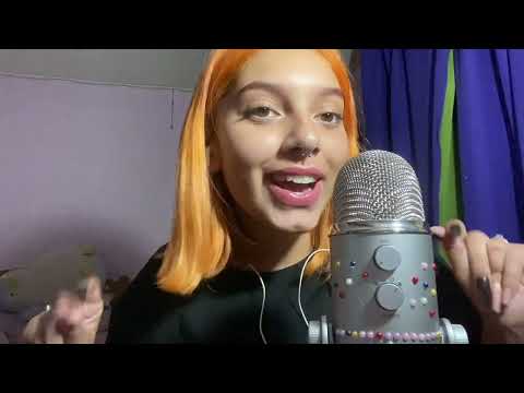 ASMR SUSURRANDO CERCA DEL MICRÓFONO| INAUDIBLE + TAPPING + MOUTH SOUNDS| SOFIWI