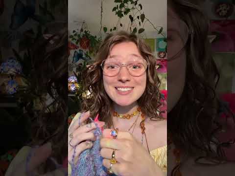 🧵🧶🎨I volunteer as your chatty co-worker for the next 17 ish mins if you want.