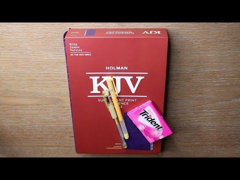 READING BIBLE VERSES PSALMS ASMR TRIDENT CHEWING GUM